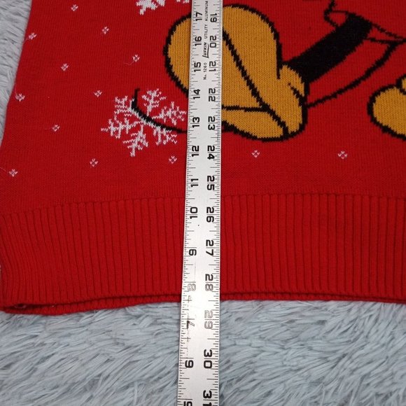 Mickey Mouse Disney Womens Sweater Red L Christmas Holiday Snow Cotton Blend - Picture 9 of 10